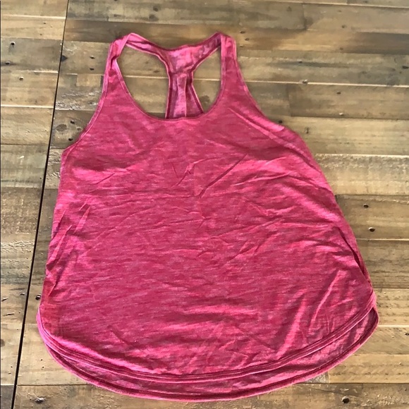 lululemon athletica Tops - NWOT Lululemon 100 Degree Tank